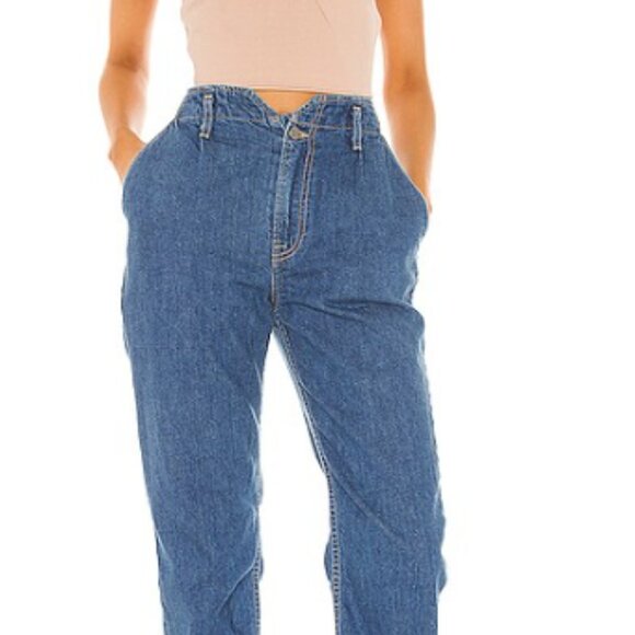 Asymmetrical Beige One Shoulder Crop Top, Nava, Revolve, Superdown, size large - Picture 3 of 7